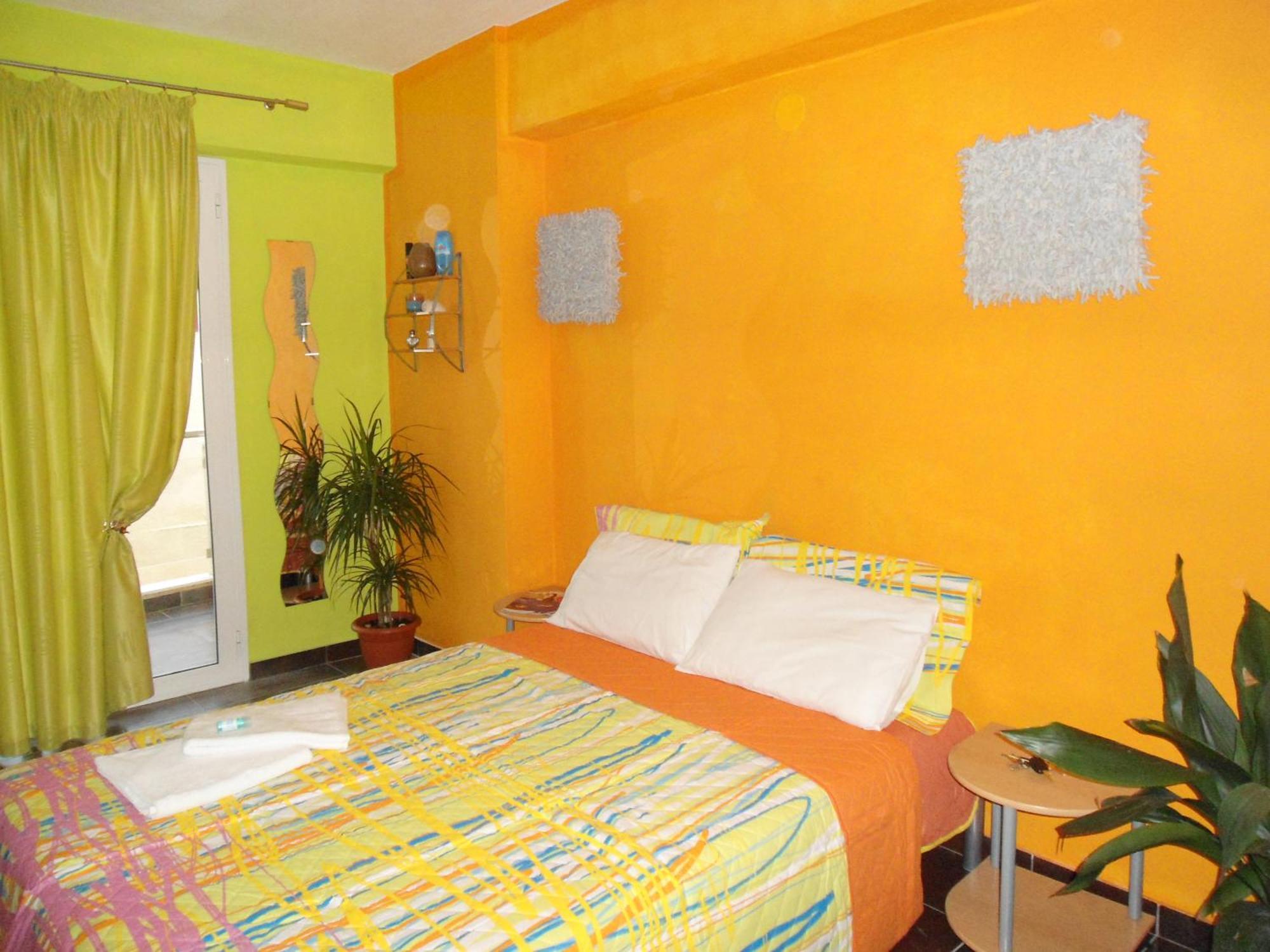 Lilalo Ηotel Paralía Екстериор снимка