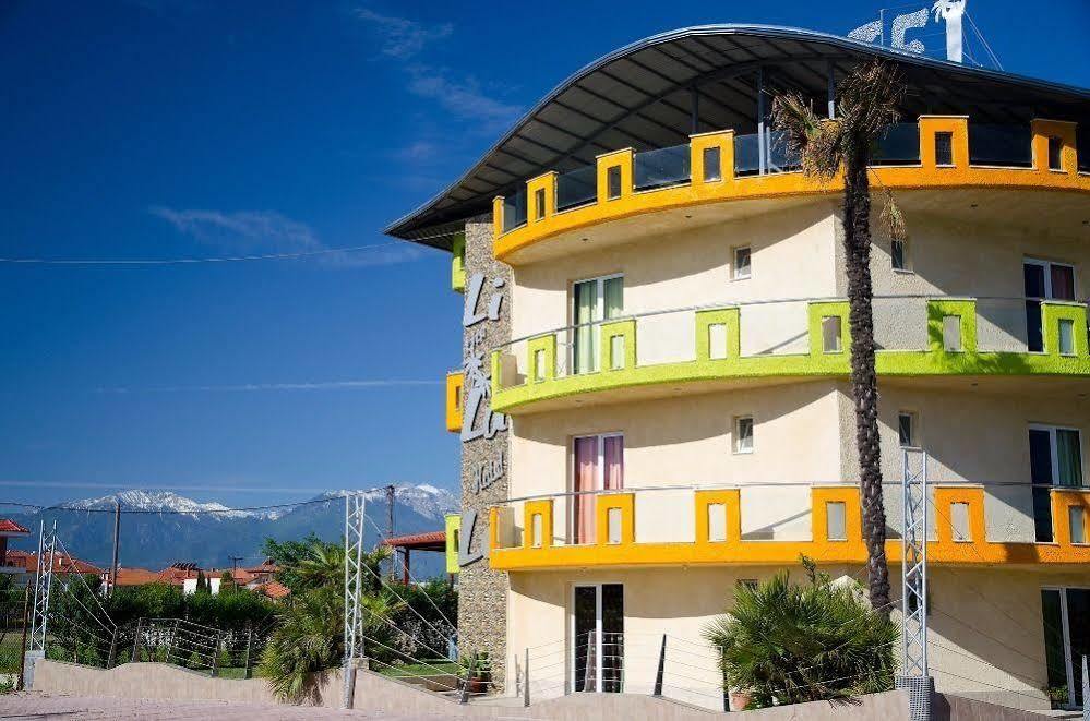 Lilalo Ηotel Paralía Екстериор снимка