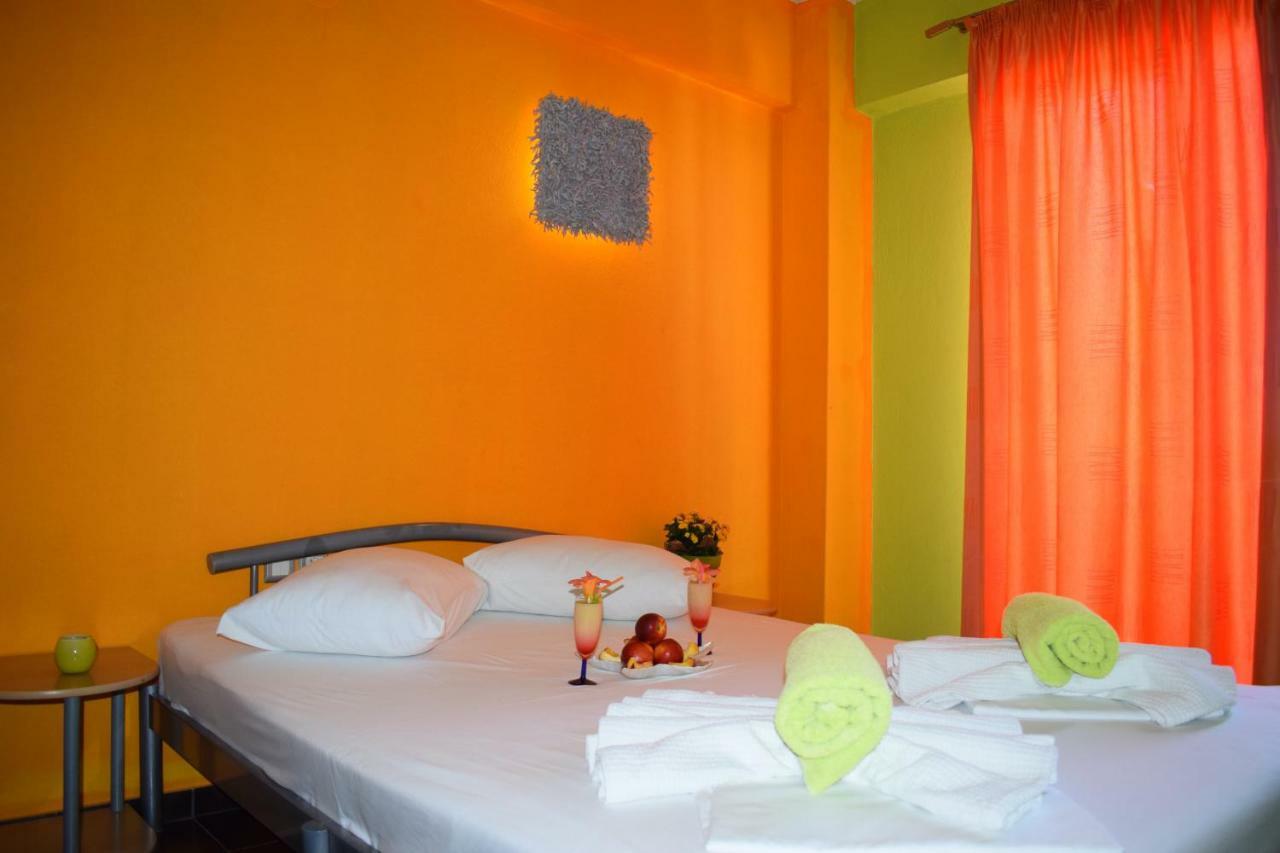 Lilalo Ηotel Paralía Екстериор снимка